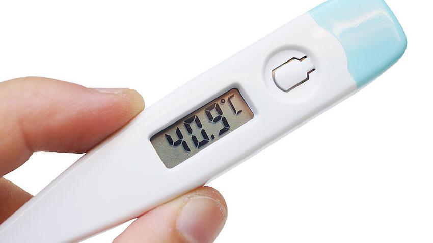 Fieber » Ab wann ist die Körpertemperatur zu hoch? | MeinMed.at