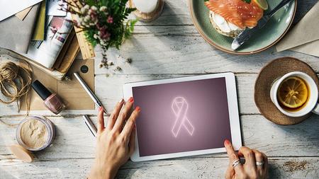 Pink ribbon und Ernährung bei Brustkrebs