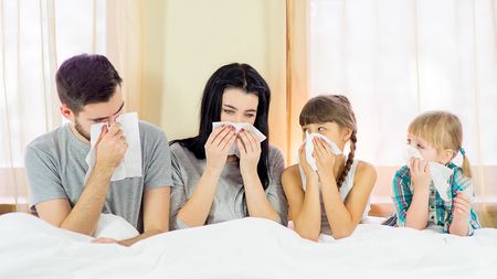 Gibt es in der Familie enge Angehörige (Eltern, Großeltern oder Geschwister), die an einer Allergie leiden?