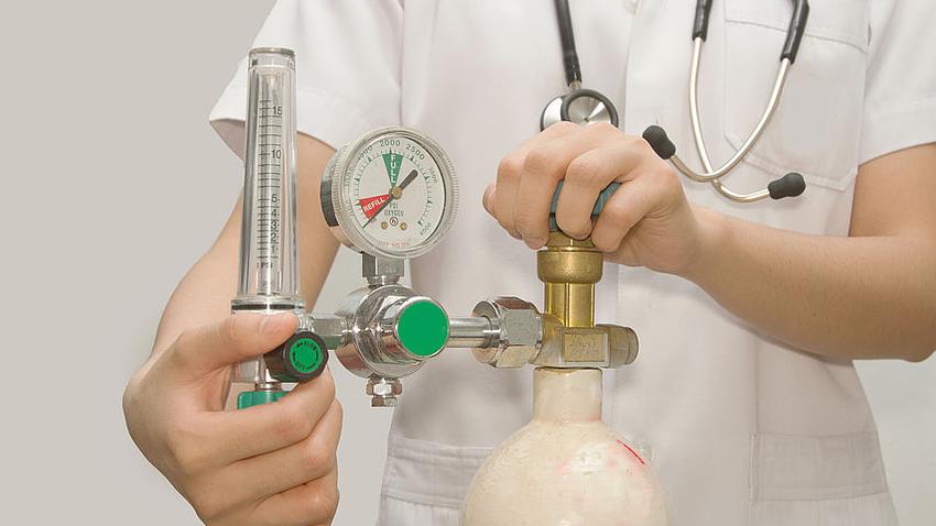 Hyperbare Sauerstofftherapie (HBO) » Überdruckkammer | MeinMed.at