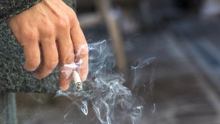 Raucher als Symbol für Mundkrebs